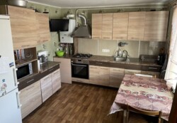 Здається будинок в Ленінському р-ні, загальна площа 70 кв.м. гарний стан. фото 1 Здається будинок в Ленінському р-ні, загальна площа 70 кв.м. гарний стан. фото 1