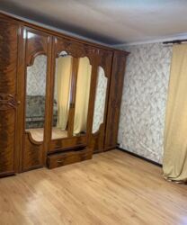 Довгострокова оренда будинку з гаражем на вул. Дубовецька. Добрий стан. фото 1 Довгострокова оренда будинку з гаражем на вул. Дубовецька. Добрий стан. фото 1