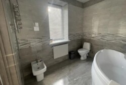 Здається будинок, таунхаус. 2 поверхи. Старе місто. Новий ремонт фото 4 Здається будинок, таунхаус. 2 поверхи. Старе місто. Новий ремонт фото 4