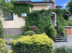 Здається елітний будинок с. Агрономічне. 300 кв.м. фото 7 Здається елітний будинок с. Агрономічне. 300 кв.м. фото 7