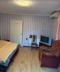 Довгострокова оренда будинку з гаражем на вул. Дубовецька. Добрий стан. фото 9 Довгострокова оренда будинку з гаражем на вул. Дубовецька. Добрий стан. фото 9