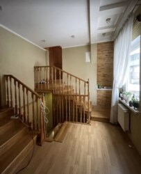 Здається 3-х поверховий будинок в центрі міста. фото 14 Здається 3-х поверховий будинок в центрі міста. фото 14