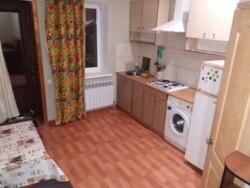 Здам частину будинку по вул. Ювілейна (р-н Баси) фото 1 Здам частину будинку по вул. Ювілейна (р-н Баси) фото 1