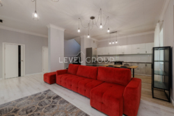    1602   Alpen Park,   6