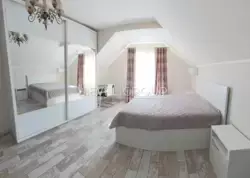      , , ' -  11