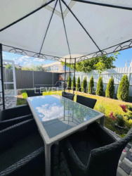  !   140 ²   'Balaton Village',    17