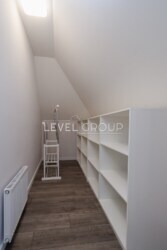    1602   Alpen Park,   16