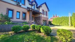 Аренда стильного дома с выходом на воду, фото 1 Аренда стильного дома с выходом на воду, фото 1