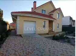      , , ' -  4