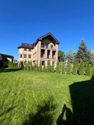 Оренда будинку в елітному охоронюваному котеджному містечку «Монтана-Віліч» трьохповерховий котедж з екологічно чистих матеріалів. фото 1 Оренда будинку в елітному охоронюваному котеджному містечку «Монтана-Віліч» трьохповерховий котедж з екологічно чистих матеріалів. фото 1