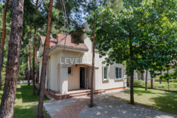    1602   Alpen Park,   2