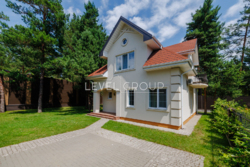     165 2   Alpen Park,   2