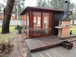 ������ ������� 560 �.��. � �.�. ����� (�����-�����) � �������� ���� 21