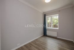    1602   Alpen Park,   9