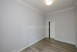    1602   Alpen Park,   10