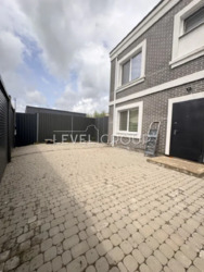  !   140 ²   'Balaton Village',    19