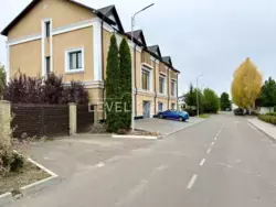       ³  Montana Village       5