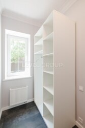    1602   Alpen Park,   12