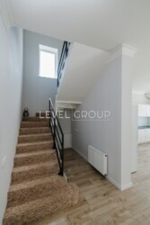   1652    Alpen Park,   10
