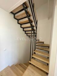   150  2   Beverly Hills, ,   7