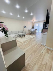  !   140 ²   'Balaton Village',    2