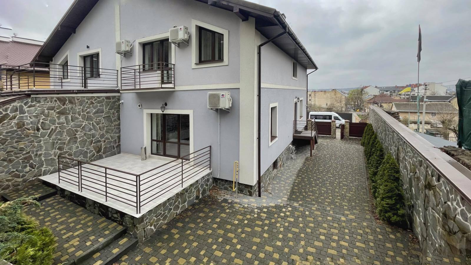 ������ ������� 215 �² �� ��-����. ������� �����. ������ ������. ������������ �� ��������. ���� 1