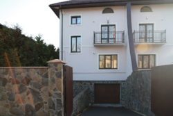 Будинок в оренду на вул. Личаківській, Львів — сучасний і просторий фото 22 Будинок в оренду на вул. Личаківській, Львів — сучасний і просторий фото 22