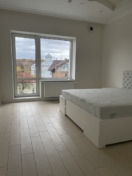 Будинок в оренду на вул. Личаківській, Львів — сучасний і просторий фото 17 Будинок в оренду на вул. Личаківській, Львів — сучасний і просторий фото 17