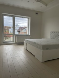 Будинок в оренду на вул. Личаківській, Львів — сучасний і просторий фото 6 Будинок в оренду на вул. Личаківській, Львів — сучасний і просторий фото 6