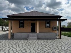 Здається затишний сучасний будинок з великою територією та зручним заїздом..код № 1-357-645 фото 5 Здається затишний сучасний будинок з великою територією та зручним заїздом..код № 1-357-645 фото 5