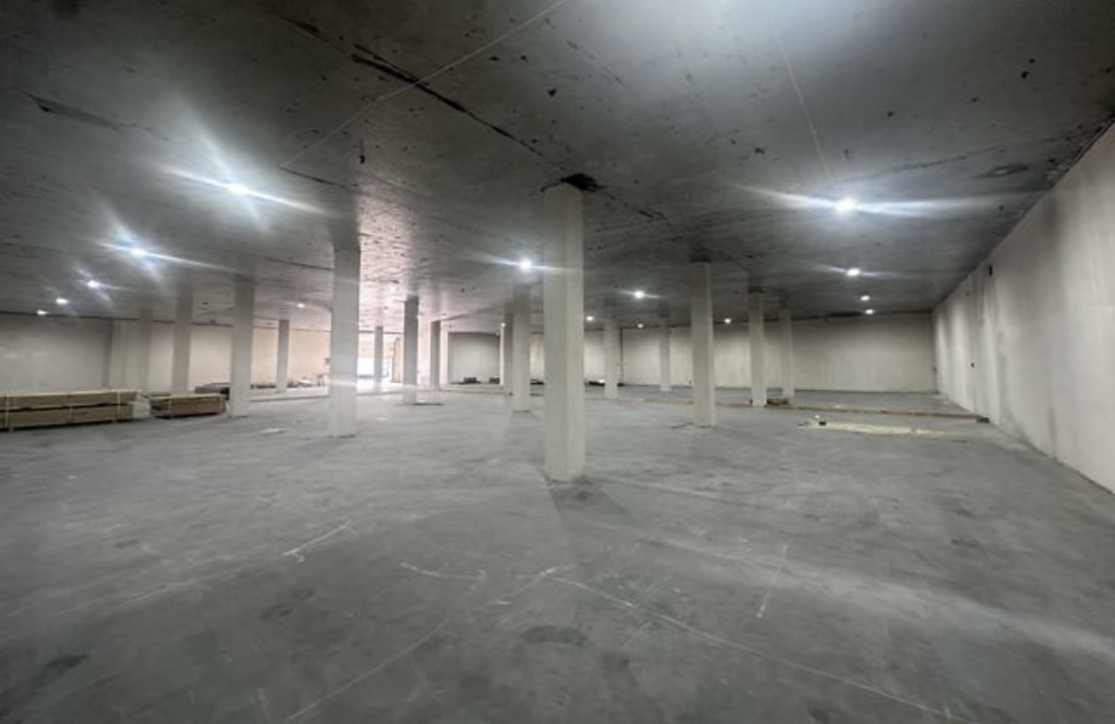 ������ ������������ ��������� 1200 �2 ���� 1