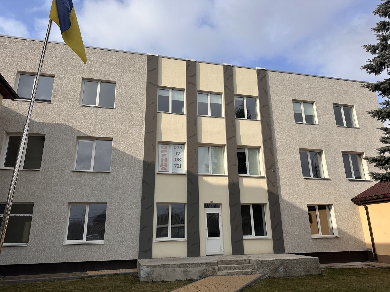 Здається в оренду комерційне приміщення фото 1 Здається в оренду комерційне приміщення фото 1