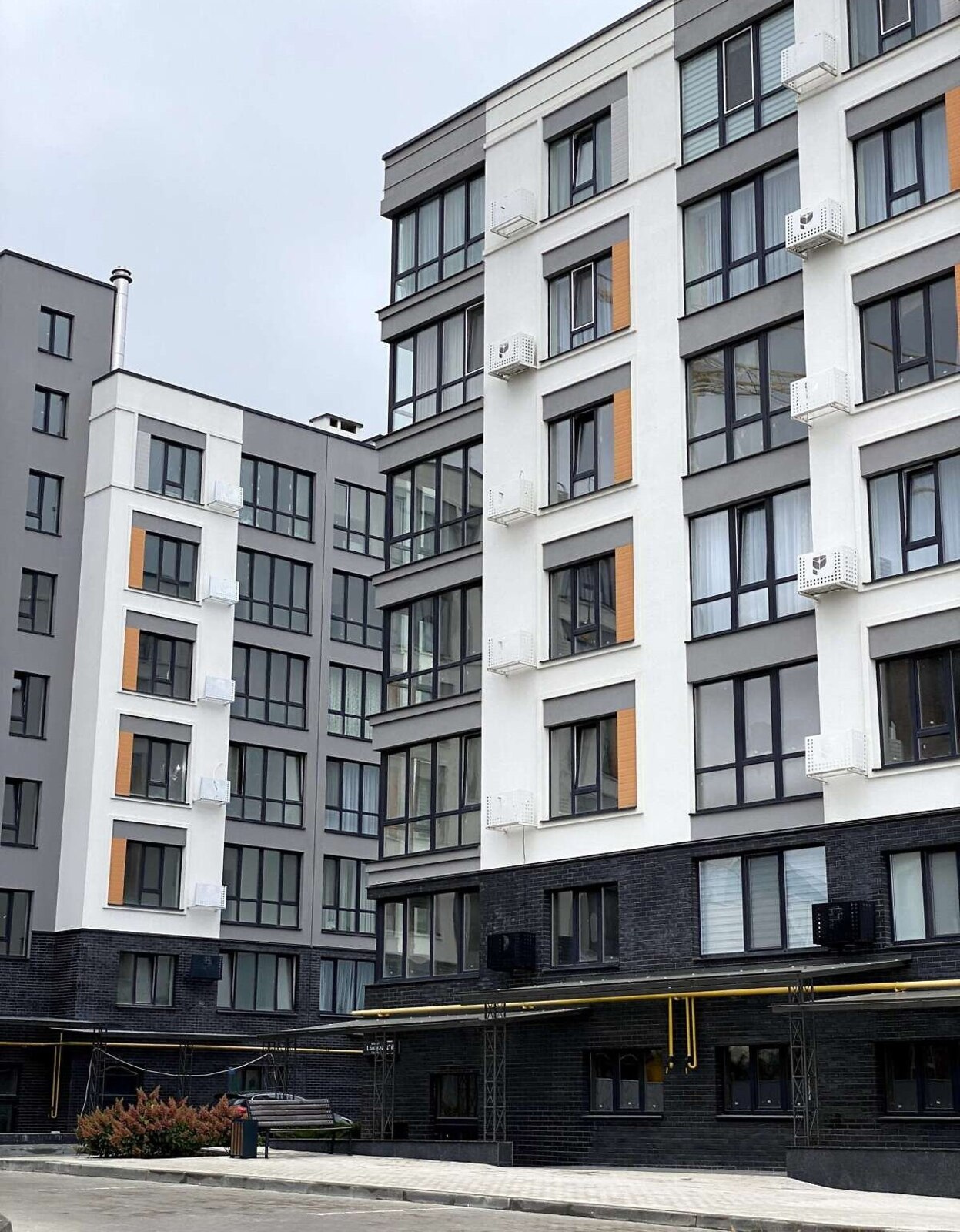 Здається комерційне приміщення на вул. Івана Богуна 27В, площа 71.2 кв.м фото 1 Здається комерційне приміщення на вул. Івана Богуна 27В, площа 71.2 кв.м фото 1