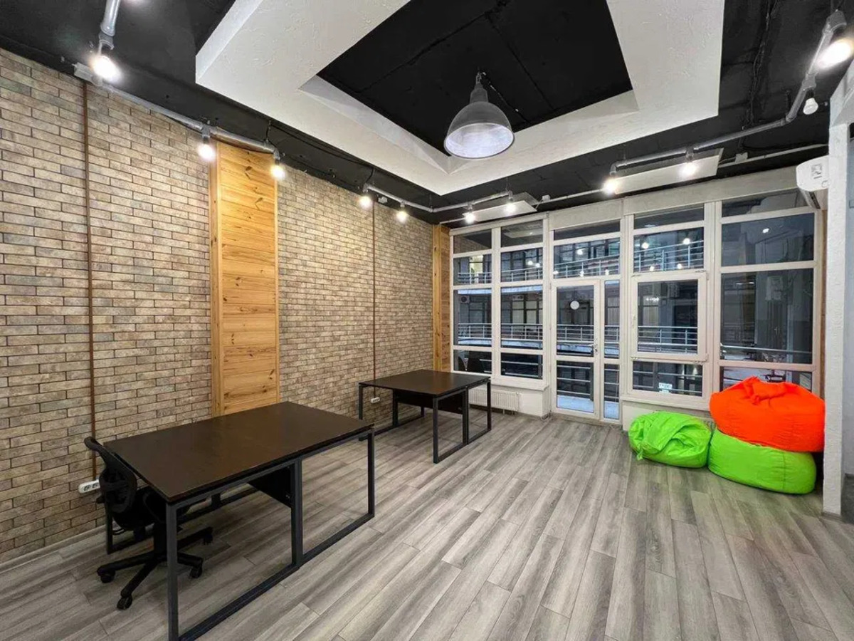 ������ ����� 85�2 � ������� �� ����� ����� ��������, ������ ����� � �� '�����', ���. ����������, 36�, ���� 1