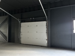  1600 ²  17