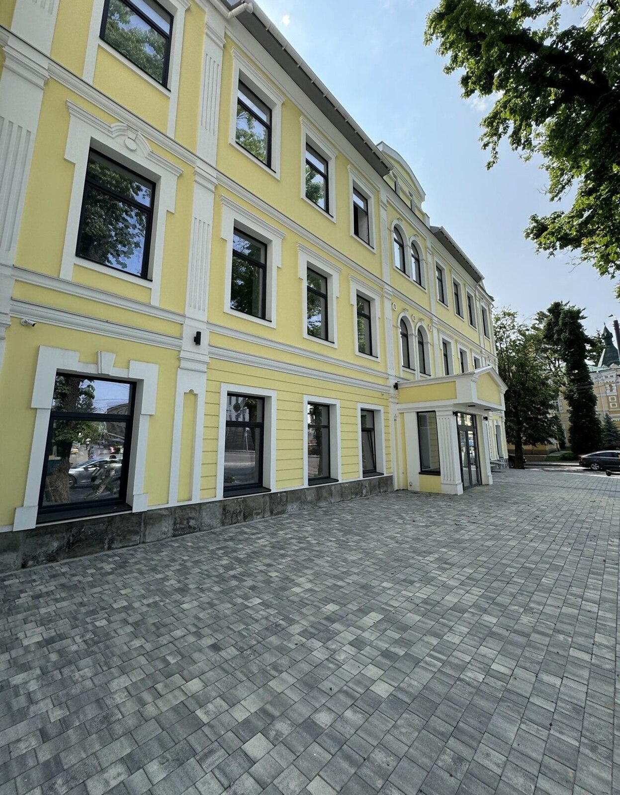 Оренда офісного приміщення на вул. Соборна 85, приміщень -, поверх - 2 фото 1 Оренда офісного приміщення на вул. Соборна 85, приміщень -, поверх - 2 фото 1