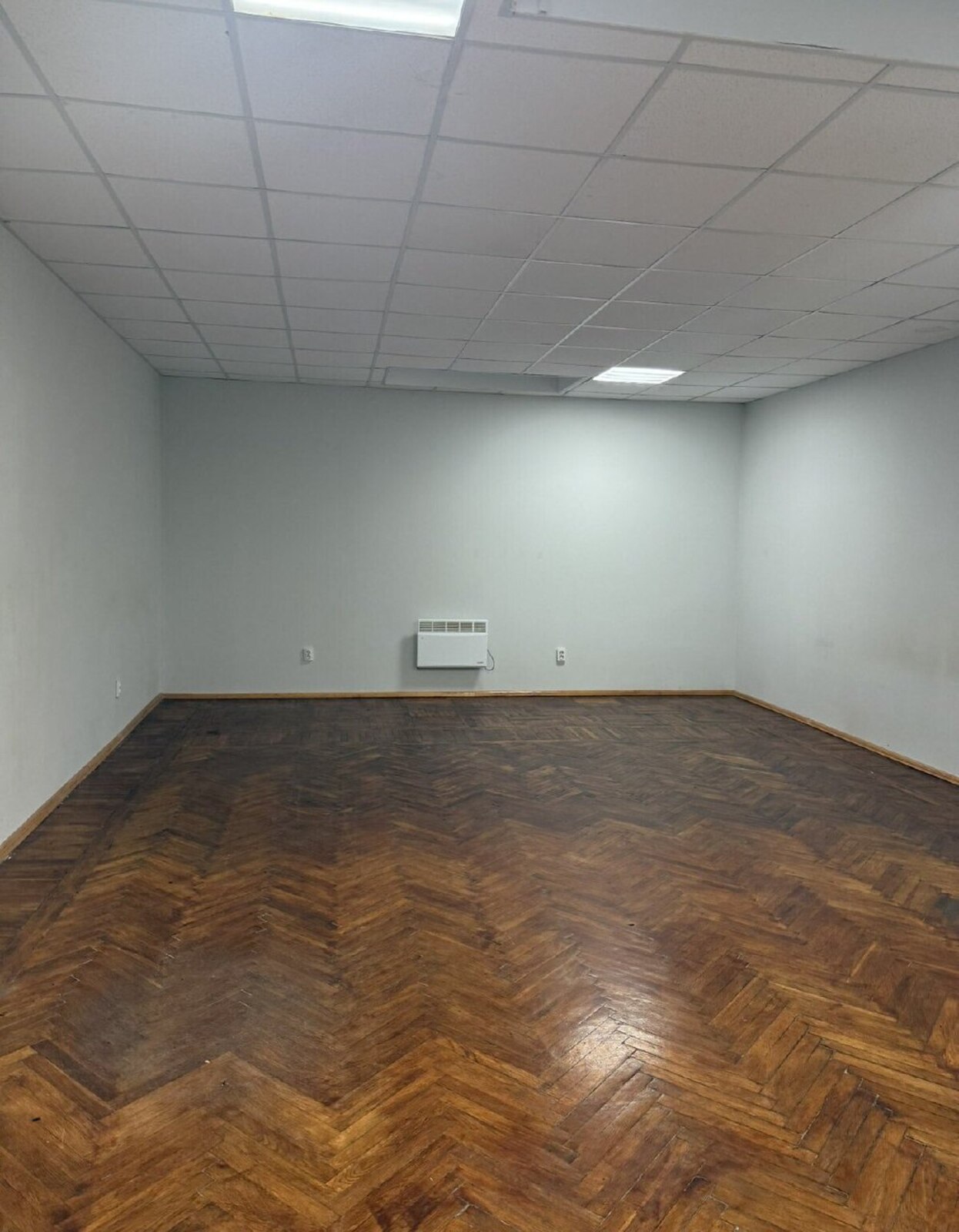 ������ �������� ��������� �� ���. �����������, �������� - 1, ������ - 3 ���� 1