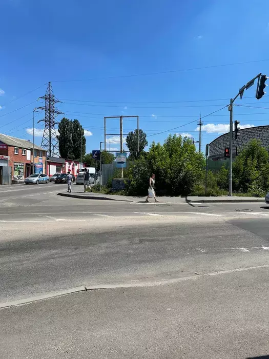 Оренда приміщення 168 м.кв та 14 с землі на Сабаровському кругу фото 1 Оренда приміщення 168 м.кв та 14 с землі на Сабаровському кругу фото 1