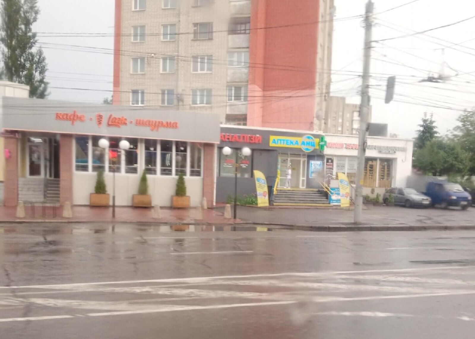 Здається комерційне приміщення на вул. Марії Литвиненко-Вольгемут 1, площа 163 кв.м фото 1 Здається комерційне приміщення на вул. Марії Литвиненко-Вольгемут 1, площа 163 кв.м фото 1