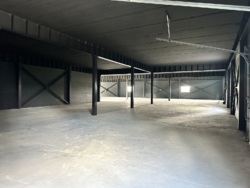   1600 ²  15