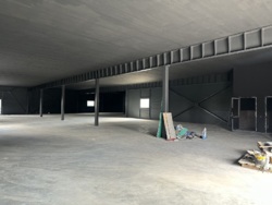   1600 ²  7