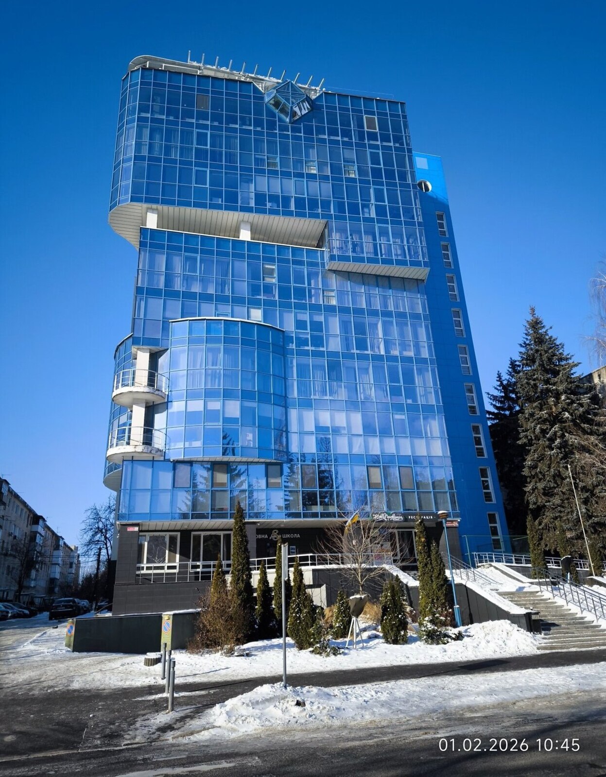 ������ �������� ��������� �� �����. ���������� 30�, �������� - 6, ������ - 7 ���� 1