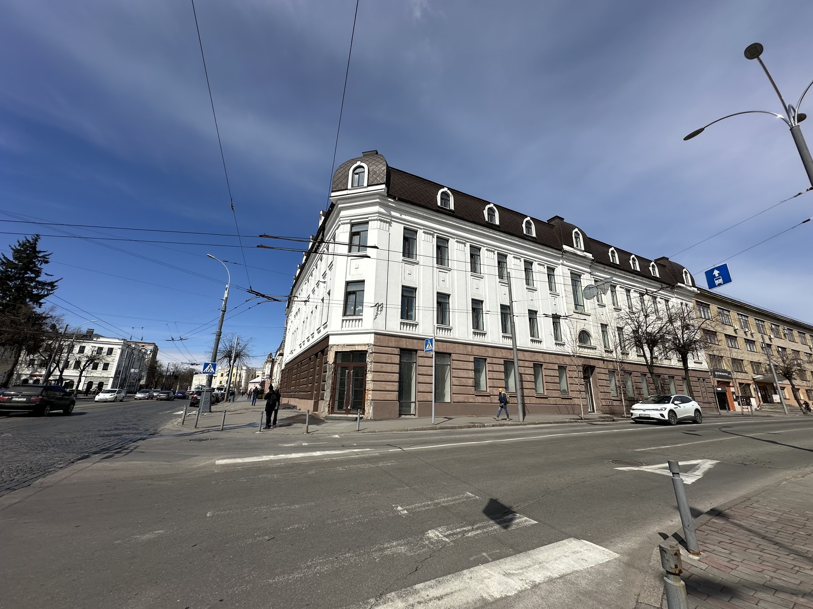 Оренда комерційного приміщення у самому центрі міста. фото 1 Оренда комерційного приміщення у самому центрі міста. фото 1