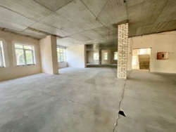       3800 ²  2