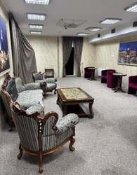 Здається комерційне приміщення на вул. Соборна 69, площа 272.5 кв.м фото 4 Здається комерційне приміщення на вул. Соборна 69, площа 272.5 кв.м фото 4