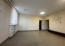 ������� ���������� ��������� �� ����. ����� ����������, ����� 130 ��.� ���� 9