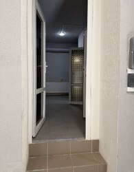 Здається комерційне приміщення на вул. Академіка Янгеля 68, площа 146.9 кв.м фото 13 Здається комерційне приміщення на вул. Академіка Янгеля 68, площа 146.9 кв.м фото 13