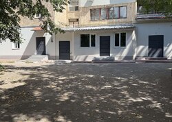 Здається комерційне приміщення на вул. Академіка Янгеля 68, площа 146.9 кв.м фото 3 Здається комерційне приміщення на вул. Академіка Янгеля 68, площа 146.9 кв.м фото 3