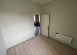 ������ �������� ��������� �� ���. ������������ 22/5, �������� - 4, ������ - 3 ���� 7