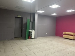 ОРЕНДА КОМЕРЦІЙНОГО ПРИМІЩЕННЯ, 50 м², ФАСАД фото 3 ОРЕНДА КОМЕРЦІЙНОГО ПРИМІЩЕННЯ, 50 м², ФАСАД фото 3